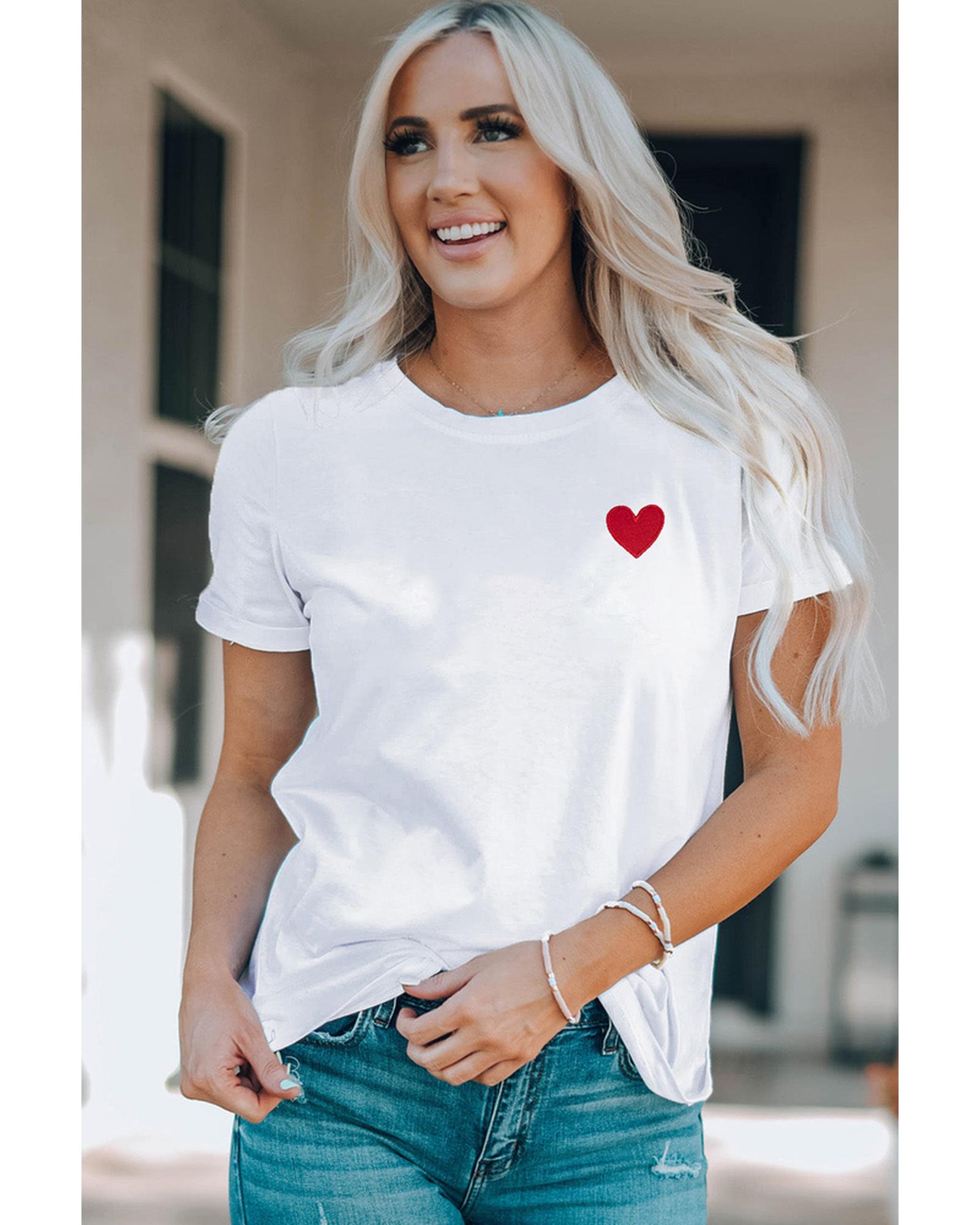 Azura Exchange Embroidered Heart Pattern T-Shirt - M