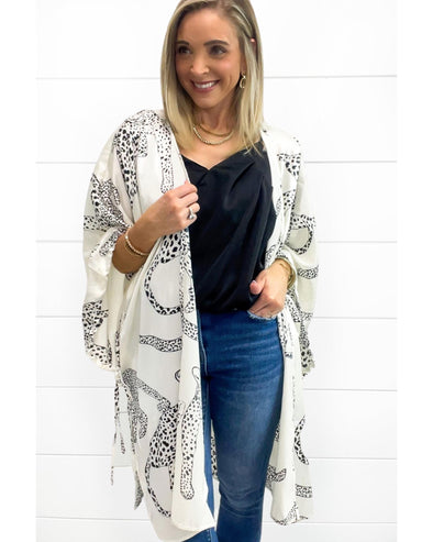 White Cheetah Print Loose Fit Open Front Kimono - L