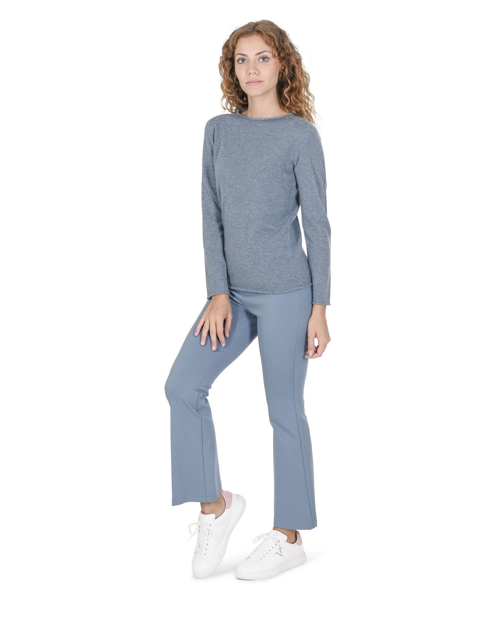 Crown of Edinburgh Cashmere Women's Cashmere Boatneck Sweater - Italian Crafted in Sky blue - S