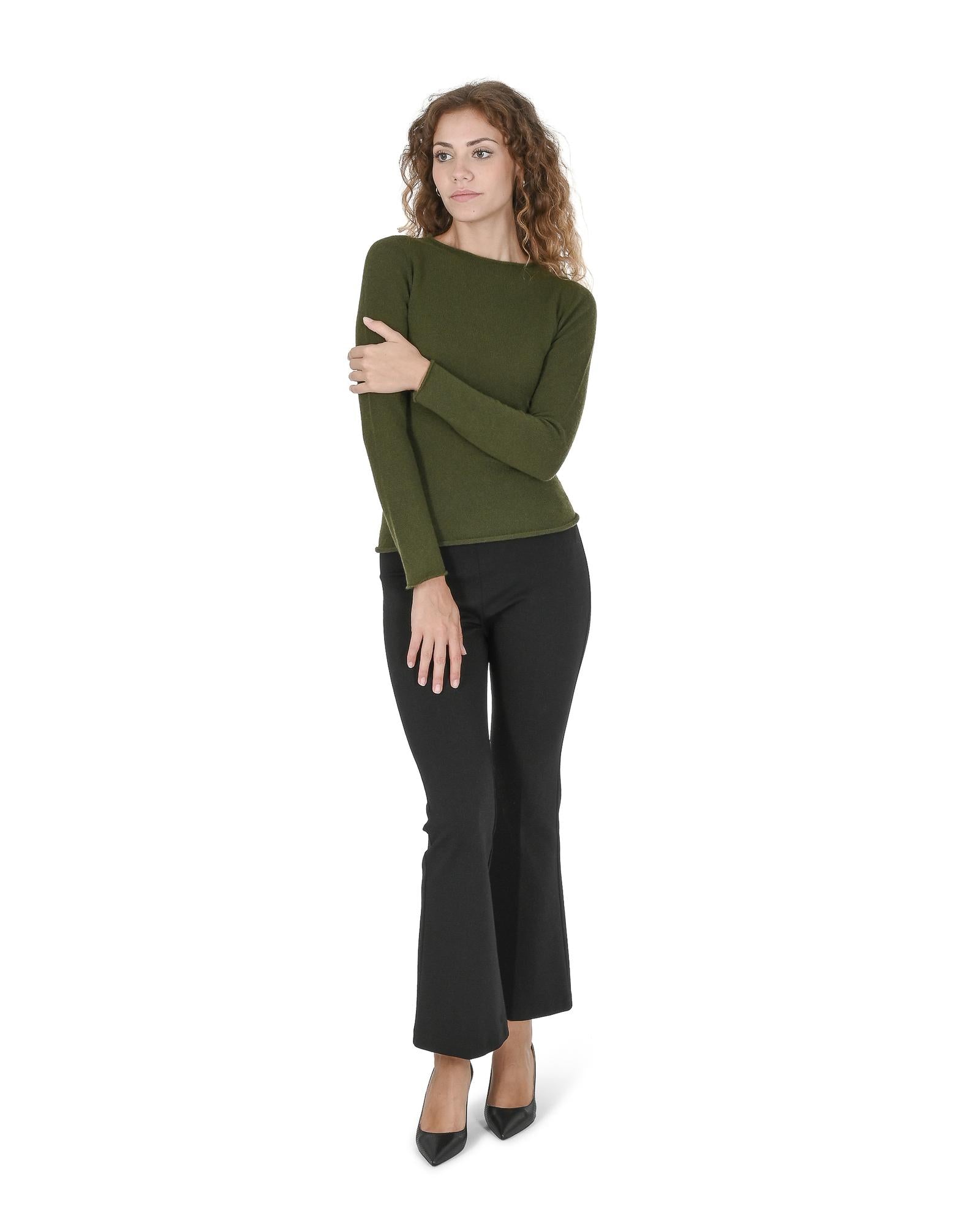 Crown of Edinburgh Cashmere Women's Boat Neck Cashmere Sweater - COE 007 in Verde Oliva - XS