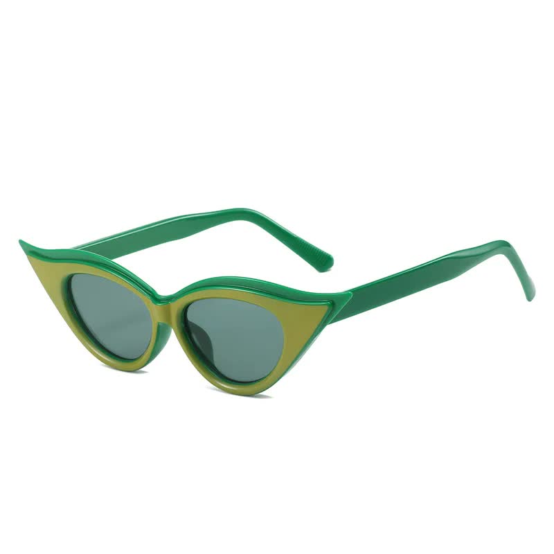 Retro Cat-Eye Sunglasses - Stylish Green Vintage Frames for Women